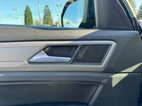 Used 2019 Volkswagen Atlas SE w/ Towing Package AWD/4WD image 30