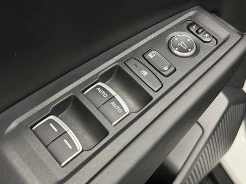 Used 2023 Honda Accord EX image 20