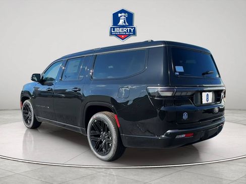 New 2026 Jeep Grand Wagoneer L Limited AWD/4WD image 7