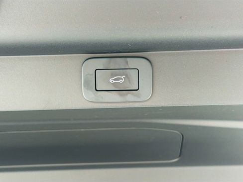 Used 2024 Land Rover Range Rover Autobiography AWD/4WD image 14