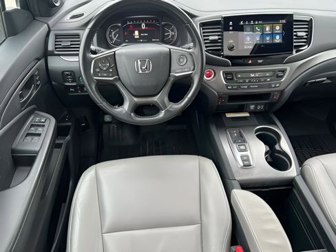 Used 2023 Honda Passport EX-L image 11