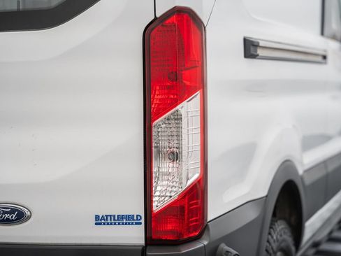Used 2018 Ford Transit 250 148 Medium Roof RWD image 8