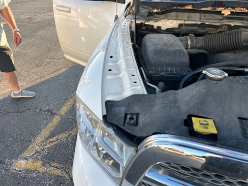 Used 2009 Dodge Ram 1500 Truck Sport AWD/4WD image 14