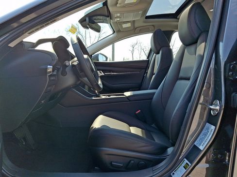 New 2026 MAZDA MAZDA3 2.5 Turbo Sedan w/Premium Plus image 11