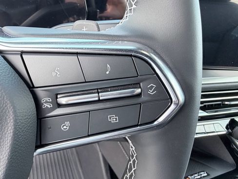 New 2026 Chevrolet Traverse LT w/ Midnight/Sport Edition image 14