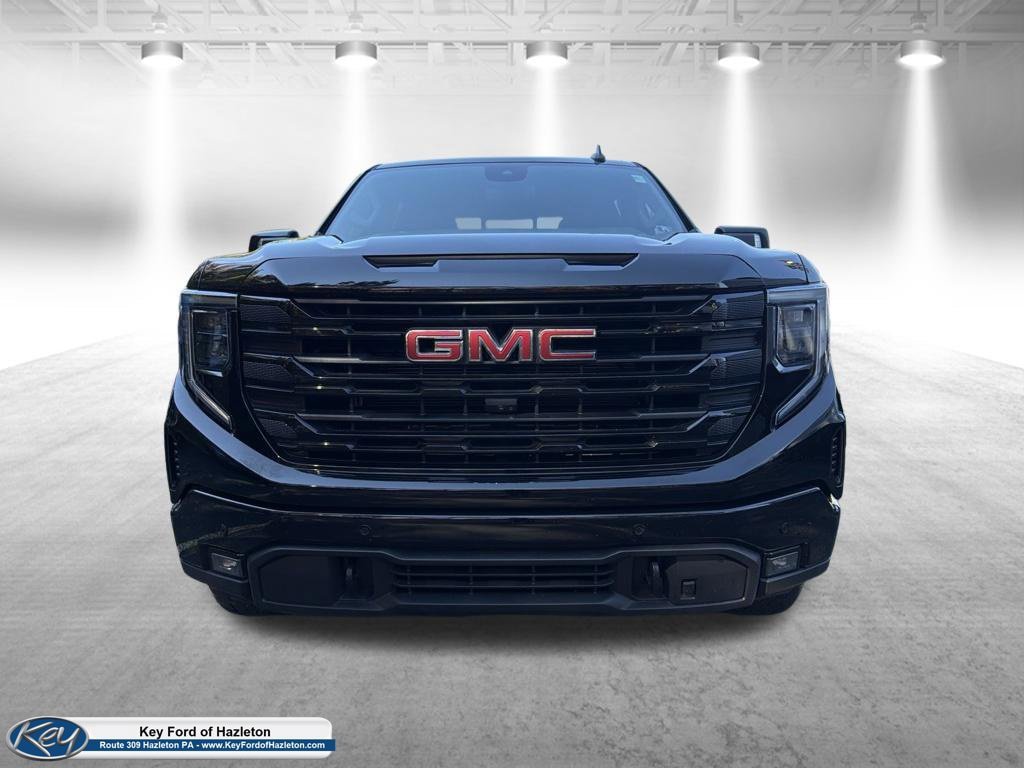 Used 2025 GMC Sierra 1500 Elevation AWD/4WD image 2