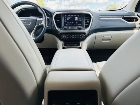 Used 2023 GMC Acadia Denali w/ Denali Ultimate Package image 32