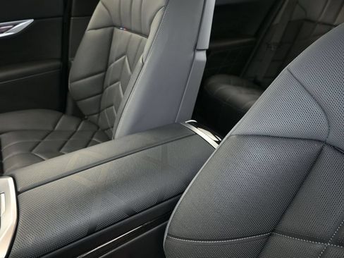 New 2026 BMW 740i w/ Executive Package RWD image 14