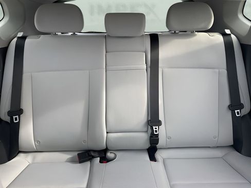 Used 2025 Hyundai Kona SEL image 11