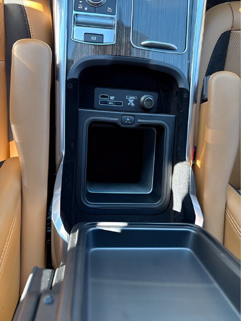 Used 2018 Land Rover Range Rover Sport Supercharged AWD/4WD image 26
