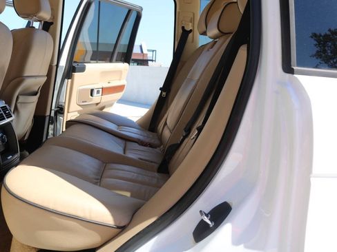 Used 2011 Land Rover Range Rover HSE AWD/4WD image 55