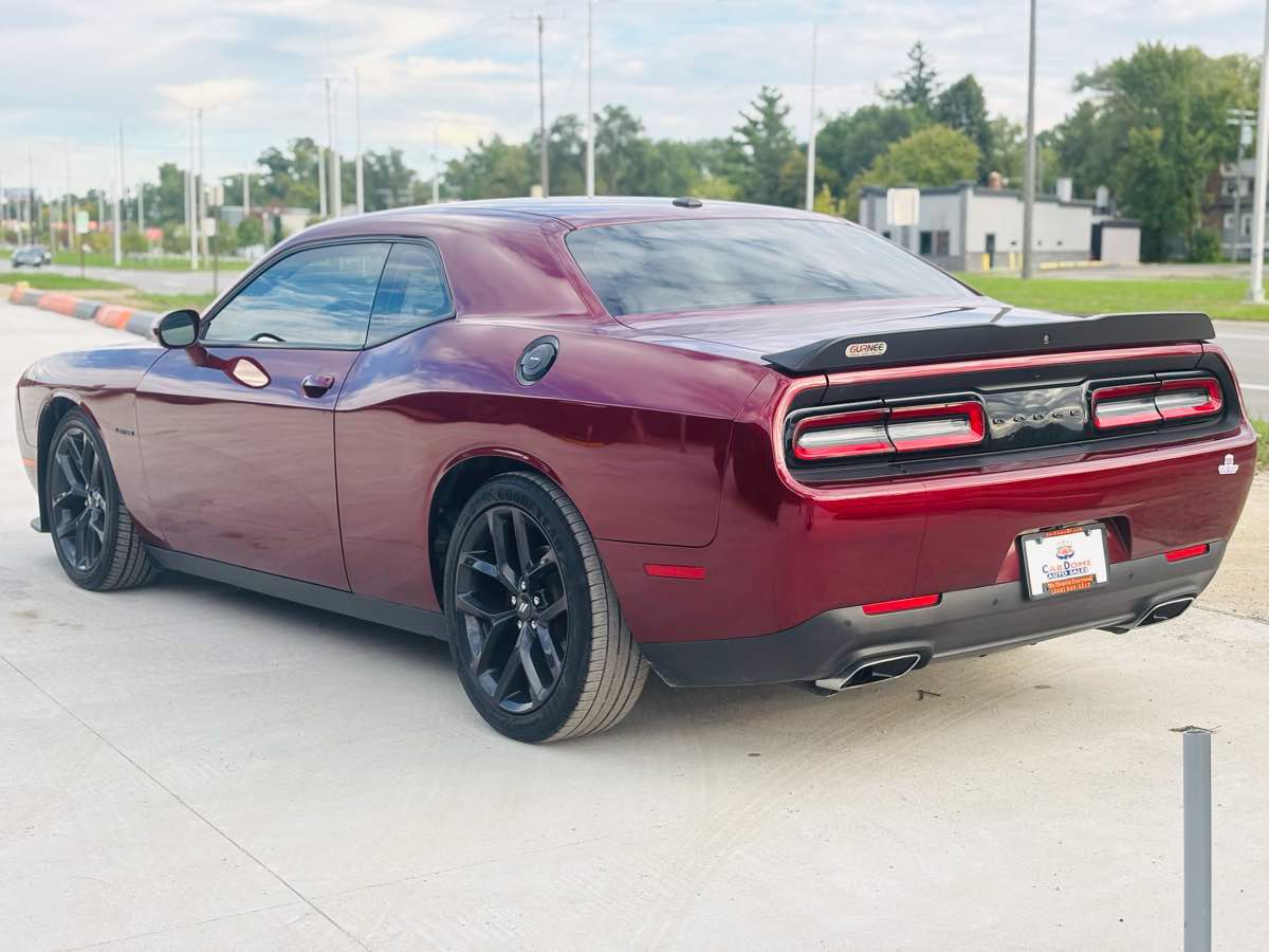 Used 2021 Dodge Challenger R/T w/ Blacktop Package RWD image 14