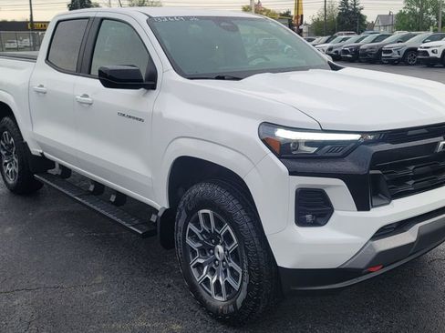 Used 2026 Chevrolet Colorado Z71 AWD/4WD image 2