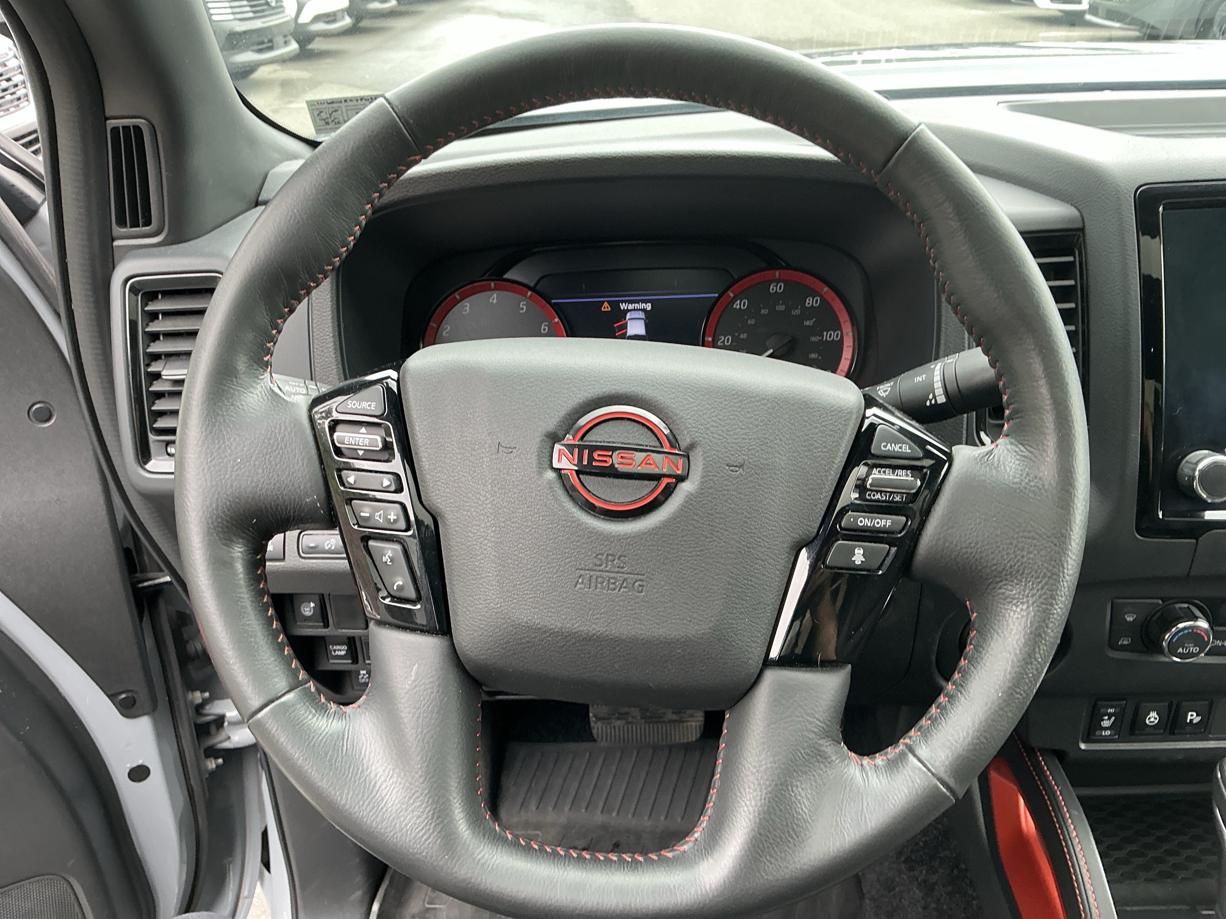 Used 2023 Nissan Frontier PRO-4X w/ Pro-4X Premium Package AWD/4WD image 14