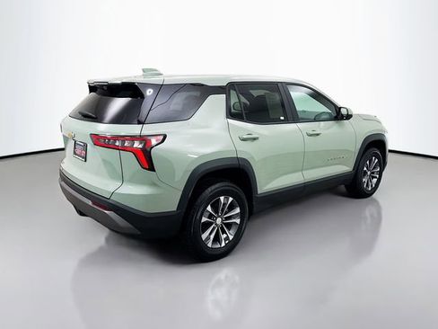 Used 2025 Chevrolet Equinox LT w/ Safety and Technology Package image 8