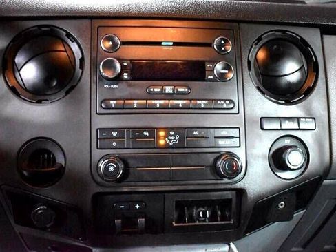 Used 2012 Ford F250 XL w/ PWR Equipment Group RWD image 19