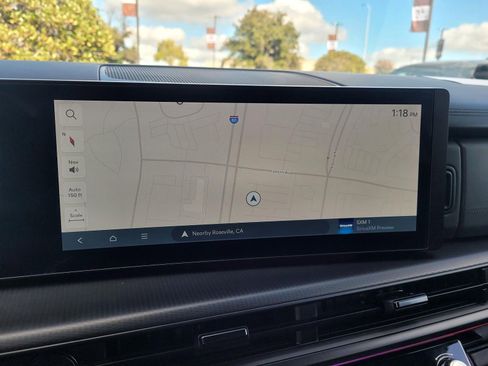 Used 2025 Hyundai Santa Fe Calligraphy image 10