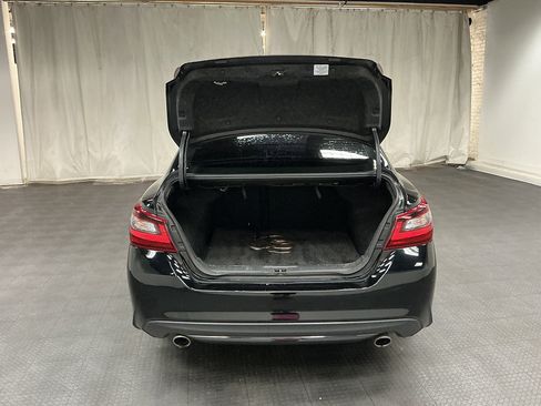 Used 2018 Nissan Altima 2.5 SR w/ SR Midnight Edition FWD image 25