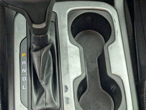 Used 2020 Chevrolet Colorado LT w/ LT Convenience Package image 22