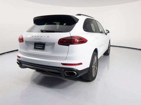 Certified 2017 Porsche Cayenne AWD/4WD image 10