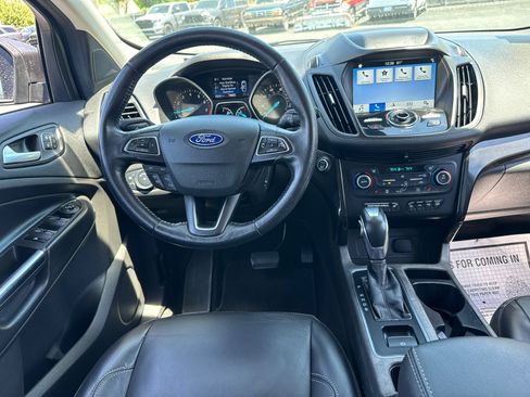 Used 2019 Ford Escape Titanium FWD image 8