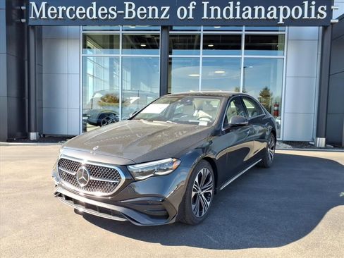 New 2026 Mercedes-Benz E 350 4MATIC Sedan image 1