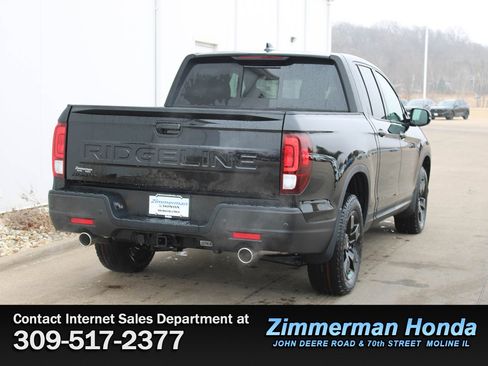 New 2026 Honda Ridgeline Black Edition image 2
