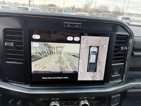 Used 2025 Ford F450 Lariat w/ FX4 Off-Road Package image 25