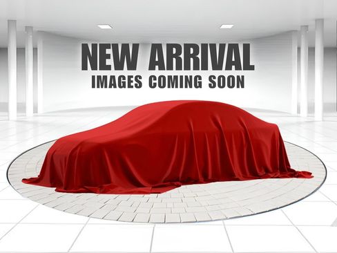 Used 2025 Nissan Versa SV w/ Trunk Package FWD image 1