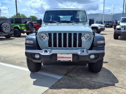 Used 2024 Jeep Wrangler Unlimited Sport AWD/4WD image 23