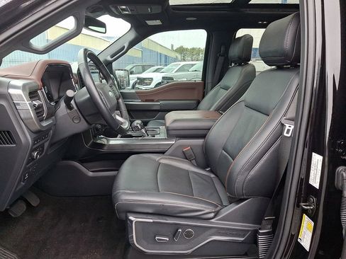 Used 2022 Ford F150 Lariat w/ Equipment Group 502A High image 16