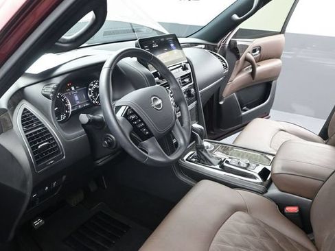 Used 2023 Nissan Armada Platinum w/ Captain's Chairs Package AWD/4WD image 7