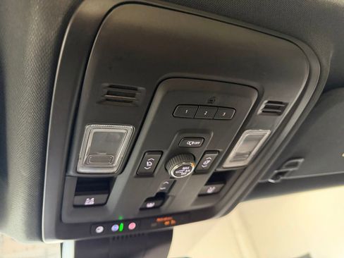 Used 2024 Chevrolet Tahoe Z71 w/ Off-Road Capability Package image 18