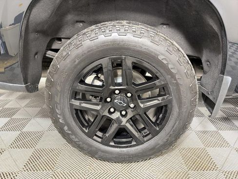 Used 2024 Chevrolet Silverado 1500 High Country w/ Midnight Edition AWD/4WD image 16