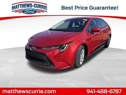 Used 2020 Toyota Corolla LE image 1