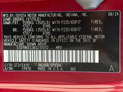Used 2024 Toyota Sienna XLE FWD image 37