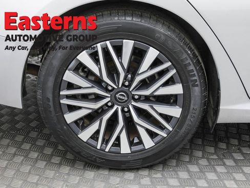 Used 2023 Nissan Altima 2.5 SV image 30