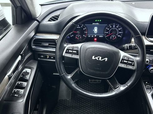 Used 2022 Kia Telluride SX w/ SX Prestige Package image 12
