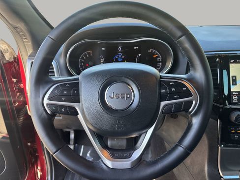 Used 2022 Jeep Grand Cherokee Laredo E image 29