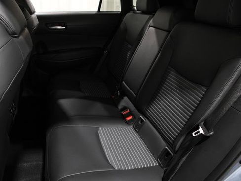 Used 2023 Toyota Corolla Cross AWD Hybrid image 19