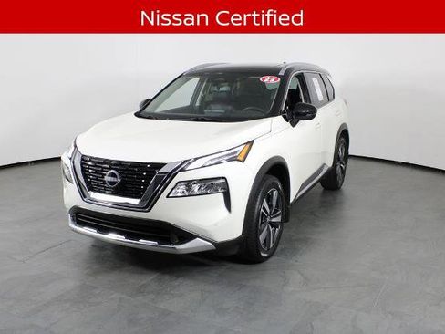 Certified 2023 Nissan Rogue Platinum w/ Platinum Premium Package image 2