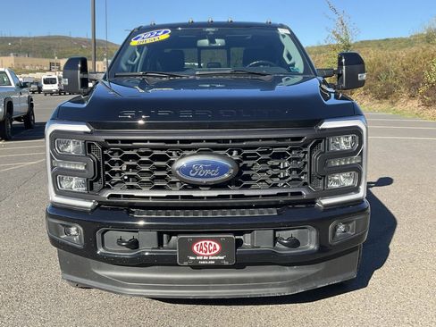 Used 2024 Ford F250 Lariat w/ Sport Appearance Package image 31