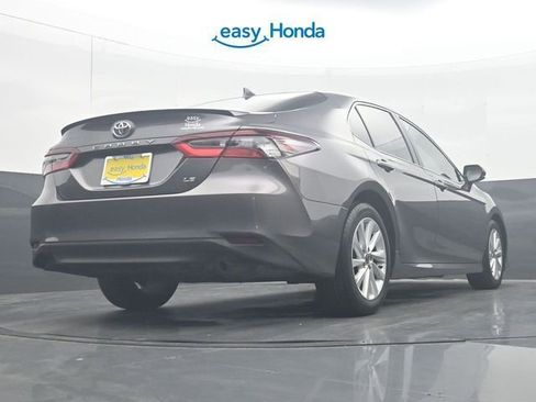 Used 2023 Toyota Camry LE image 32