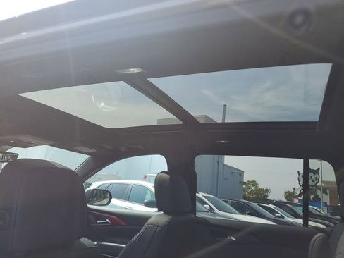 New 2026 Chevrolet Traverse Z71 w/ Enhanced Driving Package image 16