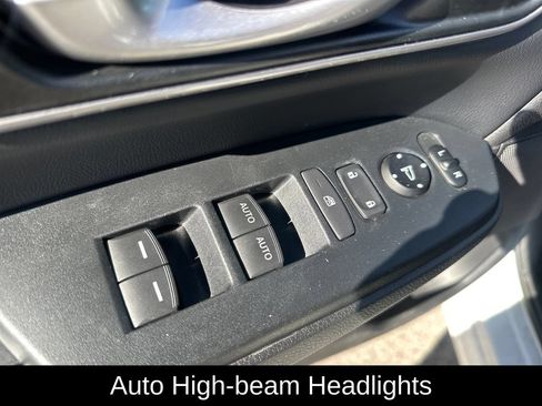Used 2018 Honda CR-V EX-L image 11