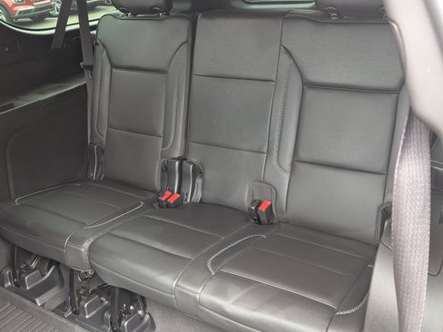 Used 2023 GMC Yukon XL Denali image 18