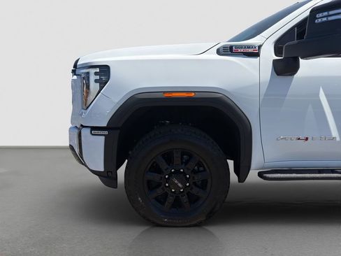 New 2026 GMC Sierra 3500 AT4 w/ AT4 Premium Plus Package AWD/4WD image 22