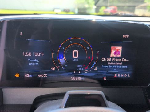 Used 2024 Chevrolet Traverse RS w/ LPO, Floor Liner Package AWD/4WD image 28
