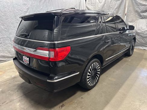 Used 2020 Lincoln Navigator L Black Label w/ Cargo Convenience Package AWD/4WD image 27