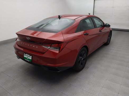 Used 2021 Hyundai Elantra SEL w/ Cargo Package FWD image 9